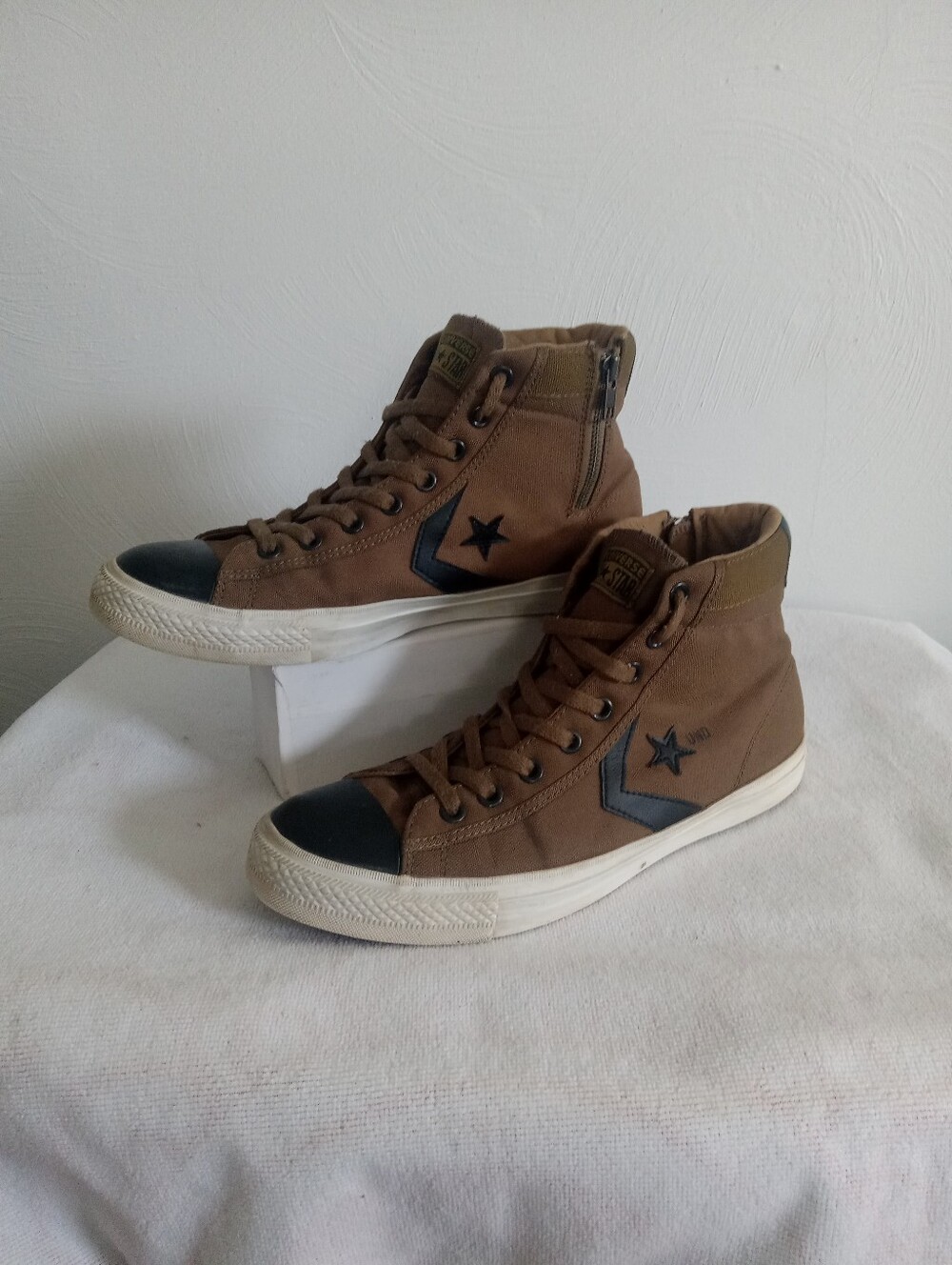CONVERSE Undefeated X CHUCK TAYLOR ALL STAR SNEAKERS 131958C WOMANS 12.5